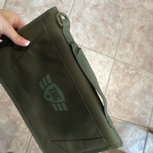 NWT. Tactical Baby Gear - Changing pad - Picture 4 of 6